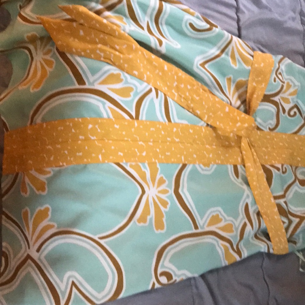 Dress - Picture 3 of 5